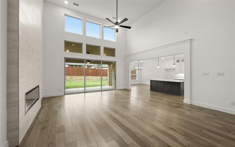 1406 Chickadee Drive, Mansfield, TX 76063, 5 Habitaciones Habitaciones , ,3 BañosBaños,Residential,En Venta,1406 Chickadee Drive,20744927