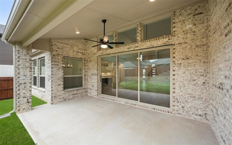 1406 Chickadee Drive, Mansfield, TX 76063, 5 Habitaciones Habitaciones , ,3 BañosBaños,Residential,En Venta,1406 Chickadee Drive,20744927