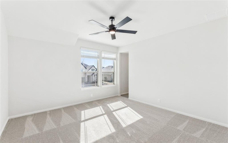 1906 Midhurst Drive, Forney, TX 75126, 4 Habitaciones Habitaciones , ,3 BañosBaños,Residential,En Venta,1906 Midhurst Drive,20745552