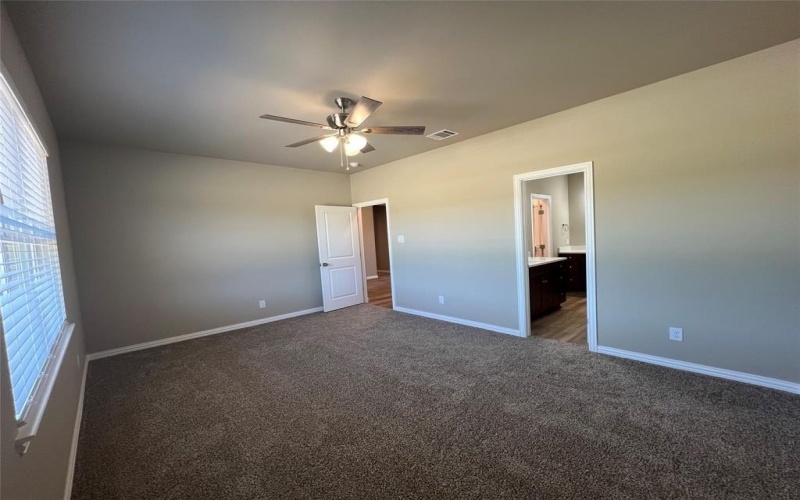 100 Levi Drive, Cleburne, TX 76031, 4 Bedrooms Bedrooms, ,2 BathroomsBathrooms,Residential,For Sale,100 Levi Drive,20734256
