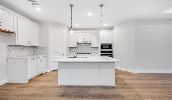 418 Cherry Laurel Drive, Oak Point, TX 75068, 4 Bedrooms Bedrooms, ,2 BathroomsBathrooms,Residential,For Sale,418 Cherry Laurel Drive,20745722
