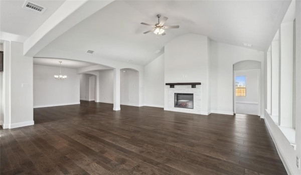 2805 Spring Valley Drive, Anna, TX 75409, 4 Bedrooms Bedrooms, ,2 BathroomsBathrooms,Residential,For Sale,2805 Spring Valley Drive,20734756
