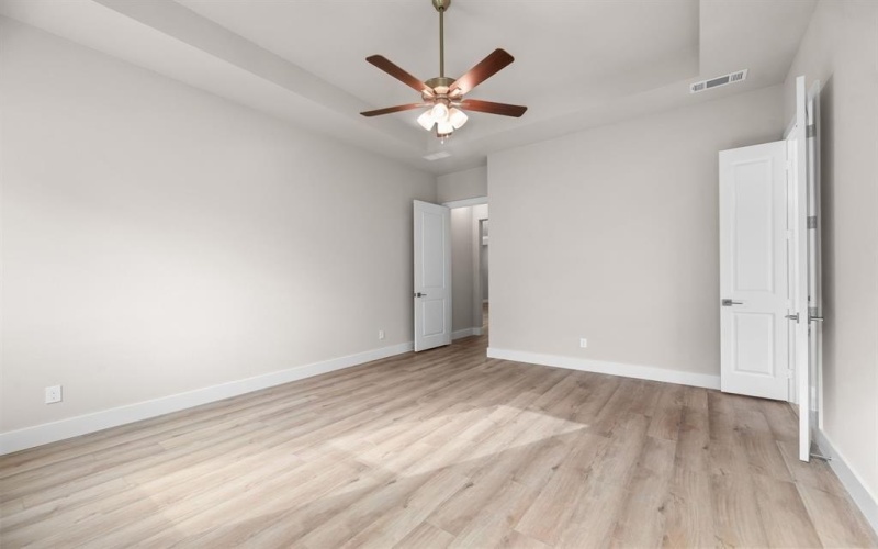 5201 Terrific Lane, Alvarado, TX 76009, 5 Bedrooms Bedrooms, ,5 BathroomsBathrooms,Residential,For Sale,5201 Terrific Lane,20746236