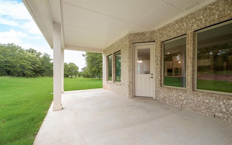 5201 Terrific Lane, Alvarado, TX 76009, 5 Bedrooms Bedrooms, ,5 BathroomsBathrooms,Residential,For Sale,5201 Terrific Lane,20746236