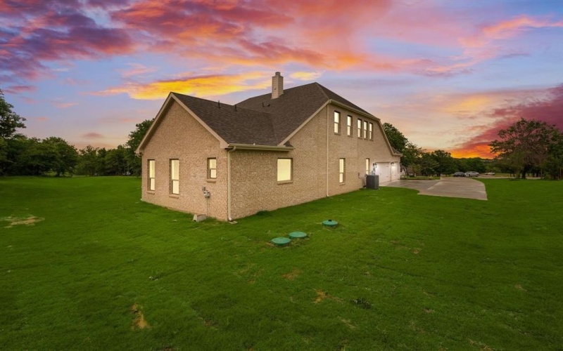 5201 Terrific Lane, Alvarado, TX 76009, 5 Bedrooms Bedrooms, ,5 BathroomsBathrooms,Residential,For Sale,5201 Terrific Lane,20746236