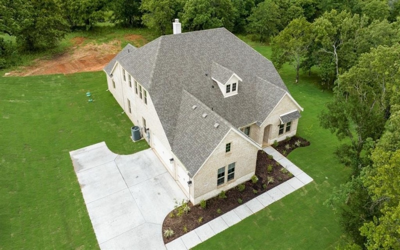 5201 Terrific Lane, Alvarado, TX 76009, 5 Bedrooms Bedrooms, ,5 BathroomsBathrooms,Residential,For Sale,5201 Terrific Lane,20746236