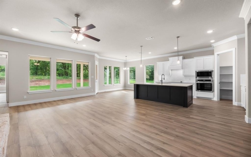 5201 Terrific Lane, Alvarado, TX 76009, 5 Bedrooms Bedrooms, ,5 BathroomsBathrooms,Residential,For Sale,5201 Terrific Lane,20746236