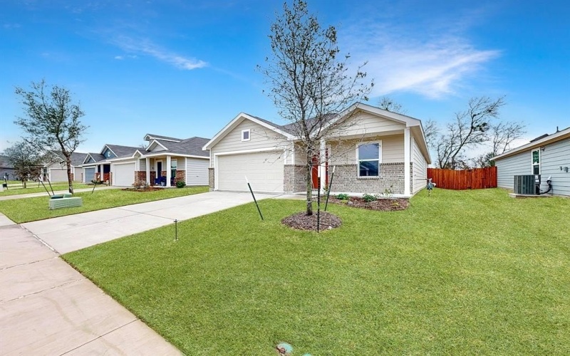 1813 Ashland Street, McKinney, TX 75071, 4 Bedrooms Bedrooms, ,2 BathroomsBathrooms,Residential Lease,For Rent,1813 Ashland Street,20735172