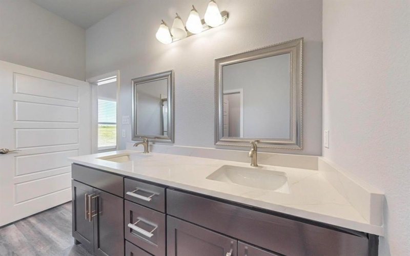 3055 County Road 4301, Greenville, TX 75401, 4 Bedrooms Bedrooms, ,2 BathroomsBathrooms,Residential,For Sale,3055 County Road 4301,20735428