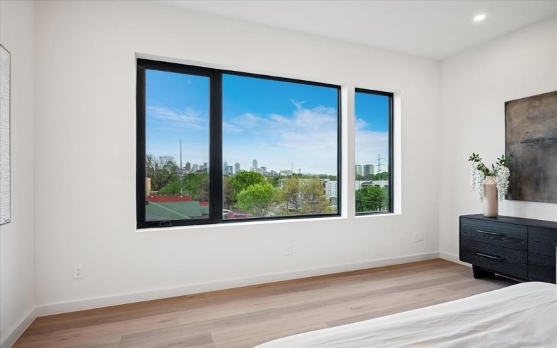 4534 Lake Avenue #101, Dallas, TX 75219, 3 Habitaciones Habitaciones , ,3 BañosBaños,Residential,En Venta,4534 Lake Avenue,20749984