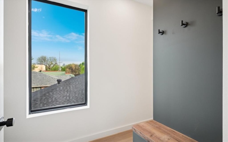 4534 Lake Avenue #104, Dallas, TX 75219, 3 Habitaciones Habitaciones , ,3 BañosBaños,Residential,En Venta,4534 Lake Avenue,20749991