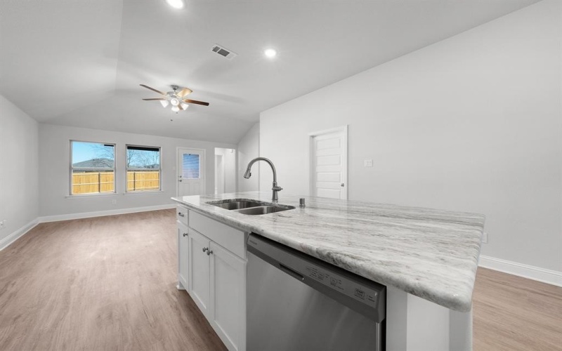 6604 Pattison, Greenville, TX 75402, 3 Bedrooms Bedrooms, ,2 BathroomsBathrooms,Residential,For Sale,6604 Pattison,20750378