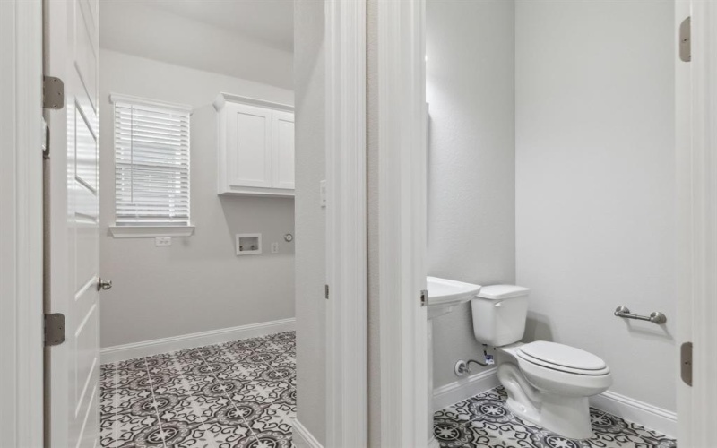 1005 Daisy Way, Crowley, TX 76036, 4 Bedrooms Bedrooms, ,3 BathroomsBathrooms,Residential,For Sale,1005 Daisy Way,20751136