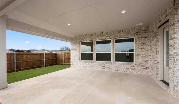 504 Pebble Circle, Azle, TX 76020, 3 Bedrooms Bedrooms, ,2 BathroomsBathrooms,Residential,For Sale,504 Pebble Circle,20751196