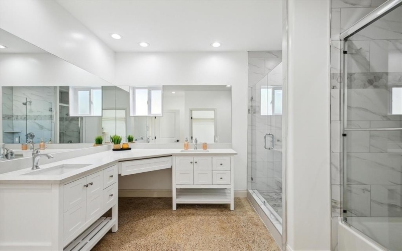 116 S Tatum Avenue, Dallas, TX 75211, 3 Bedrooms Bedrooms, ,2 BathroomsBathrooms,Residential,For Sale,116 S Tatum Avenue,20765355