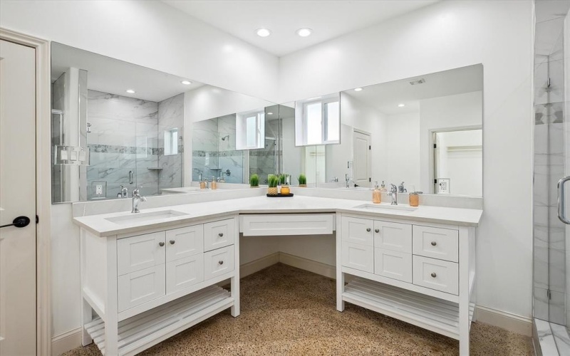 116 S Tatum Avenue, Dallas, TX 75211, 3 Bedrooms Bedrooms, ,2 BathroomsBathrooms,Residential,For Sale,116 S Tatum Avenue,20765355