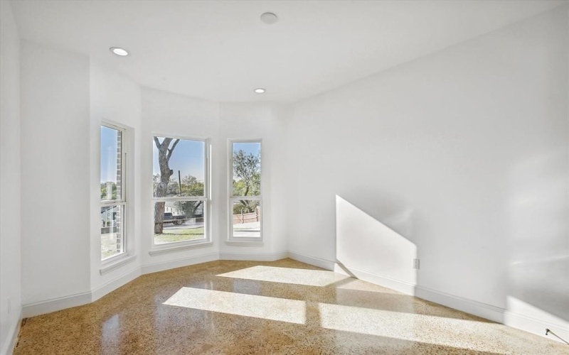116 S Tatum Avenue, Dallas, TX 75211, 3 Bedrooms Bedrooms, ,2 BathroomsBathrooms,Residential,For Sale,116 S Tatum Avenue,20765355