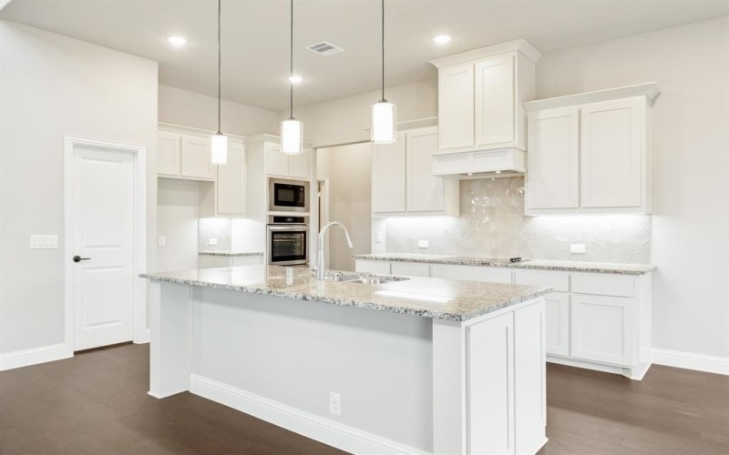 4021 Eagles Bluff Road, Midlothian, TX 76065, 5 Habitaciones Habitaciones , ,5 BañosBaños,Residential,En Venta,4021 Eagles Bluff Road,20765459