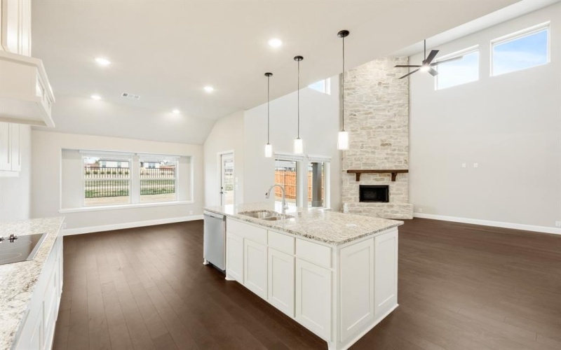 4021 Eagles Bluff Road, Midlothian, TX 76065, 5 Habitaciones Habitaciones , ,5 BañosBaños,Residential,En Venta,4021 Eagles Bluff Road,20765459
