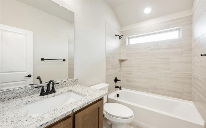 4021 Eagles Bluff Road, Midlothian, TX 76065, 5 Habitaciones Habitaciones , ,5 BañosBaños,Residential,En Venta,4021 Eagles Bluff Road,20765459