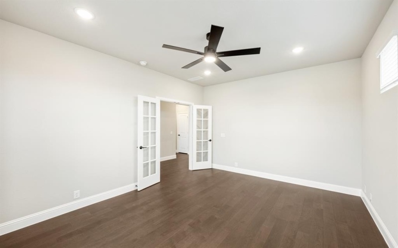 4021 Eagles Bluff Road, Midlothian, TX 76065, 5 Habitaciones Habitaciones , ,5 BañosBaños,Residential,En Venta,4021 Eagles Bluff Road,20765459