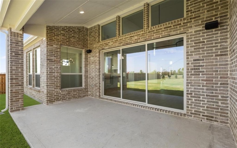 9737 Palermo Drive, Mesquite, TX 75126, 6 Bedrooms Bedrooms, ,5 BathroomsBathrooms,Residential,For Sale,9737 Palermo Drive,20756999
