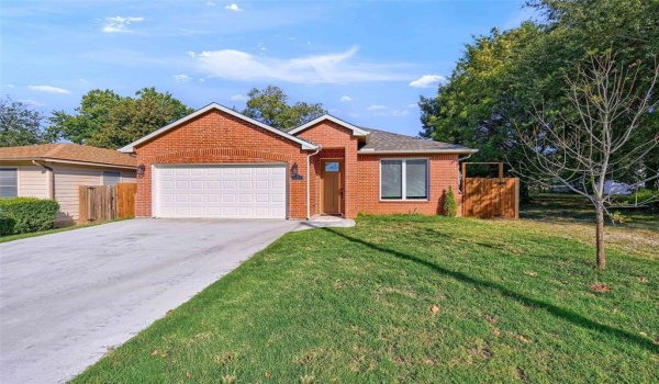 207 W Wilson Ave., Sherman, TX 75090, 4 Bedrooms Bedrooms, ,3 BathroomsBathrooms,Residential,For Sale,207 W Wilson Ave.,20757000