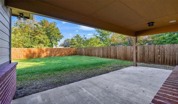 207 W Wilson Ave., Sherman, TX 75090, 4 Bedrooms Bedrooms, ,3 BathroomsBathrooms,Residential,For Sale,207 W Wilson Ave.,20757000