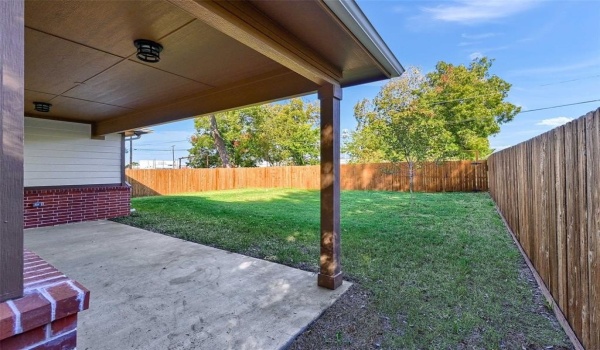 207 W Wilson Ave., Sherman, TX 75090, 4 Bedrooms Bedrooms, ,3 BathroomsBathrooms,Residential,For Sale,207 W Wilson Ave.,20757000