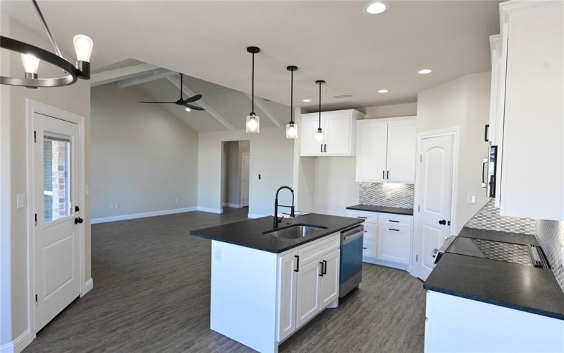 156 Evening Shade Lane, Abilene, TX 79602, 4 Bedrooms Bedrooms, ,2 BathroomsBathrooms,Residential,For Sale,156 Evening Shade Lane,20765499