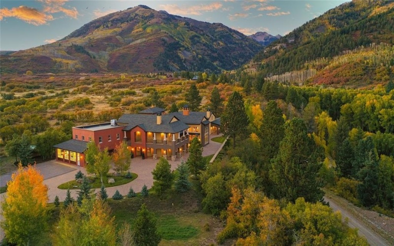 3456 CR 124, Durango, CO 81326, 9 Bedrooms Bedrooms, ,6 BathroomsBathrooms,Residential,For Sale,3456 CR 124,20765550