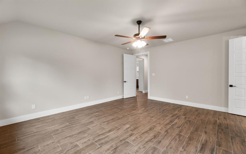2201 Crystal Palace Boulevard, Alvarado, TX 76009, 4 Habitaciones Habitaciones , ,2 BañosBaños,Residential,En Venta,2201 Crystal Palace Boulevard,20757341