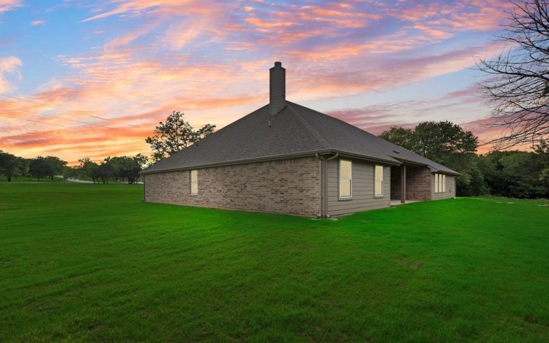 2201 Crystal Palace Boulevard, Alvarado, TX 76009, 4 Habitaciones Habitaciones , ,2 BañosBaños,Residential,En Venta,2201 Crystal Palace Boulevard,20757341