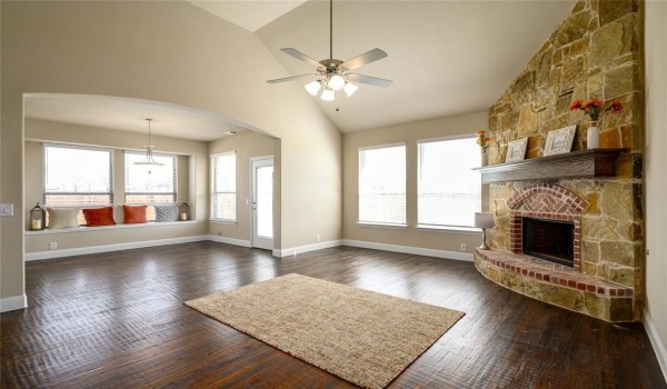 2808 Dolomite Drive, Sherman, TX 75092, 4 Bedrooms Bedrooms, ,3 BathroomsBathrooms,Residential,For Sale,2808 Dolomite Drive,20757556