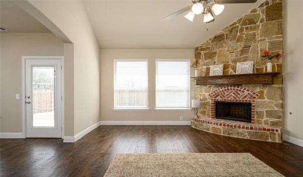 2808 Dolomite Drive, Sherman, TX 75092, 4 Bedrooms Bedrooms, ,3 BathroomsBathrooms,Residential,For Sale,2808 Dolomite Drive,20757556