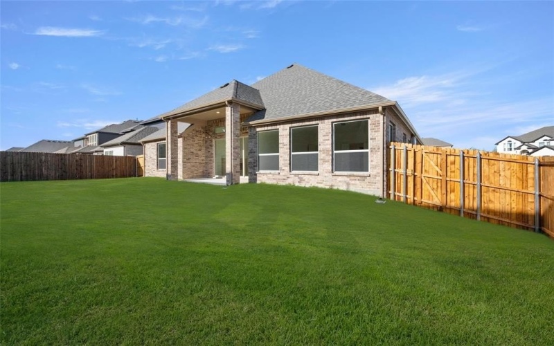 306 Tradd Street, Glenn Heights, TX 75154, 4 Habitaciones Habitaciones , ,5 BañosBaños,Residential,En Venta,306 Tradd Street,20766075