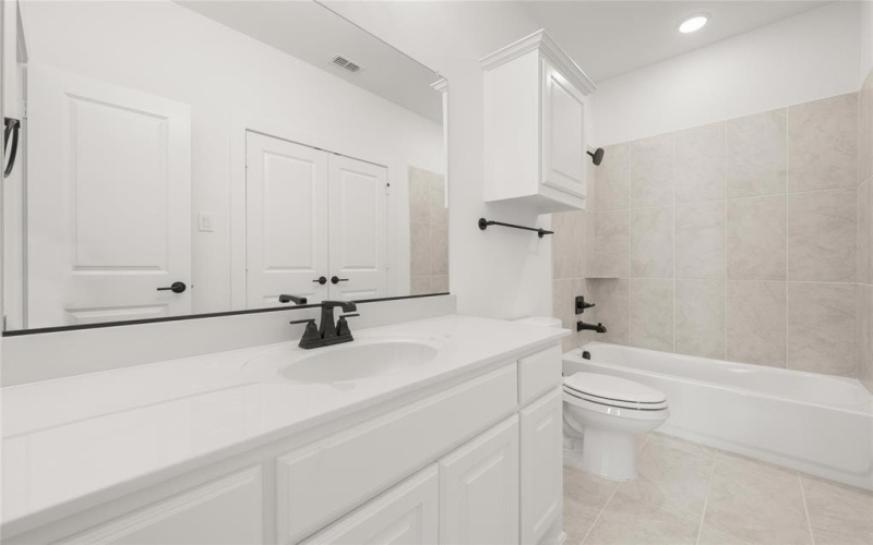 306 Tradd Street, Glenn Heights, TX 75154, 4 Habitaciones Habitaciones , ,5 BañosBaños,Residential,En Venta,306 Tradd Street,20766075