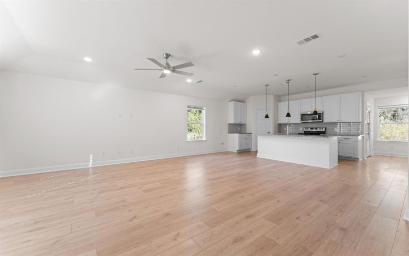 1116 Kingsway, Tool, TX 75143, 3 Bedrooms Bedrooms, ,2 BathroomsBathrooms,Residential,For Sale,1116 Kingsway,20766094