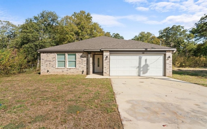 1116 Kingsway, Tool, TX 75143, 3 Bedrooms Bedrooms, ,2 BathroomsBathrooms,Residential,For Sale,1116 Kingsway,20766094