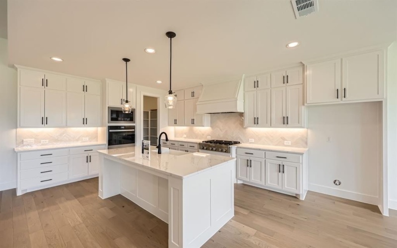 1809 Running Iron Trail, Mansfield, TX 76063, 3 Habitaciones Habitaciones , ,3 BañosBaños,Residential,En Venta,1809 Running Iron Trail,20758937