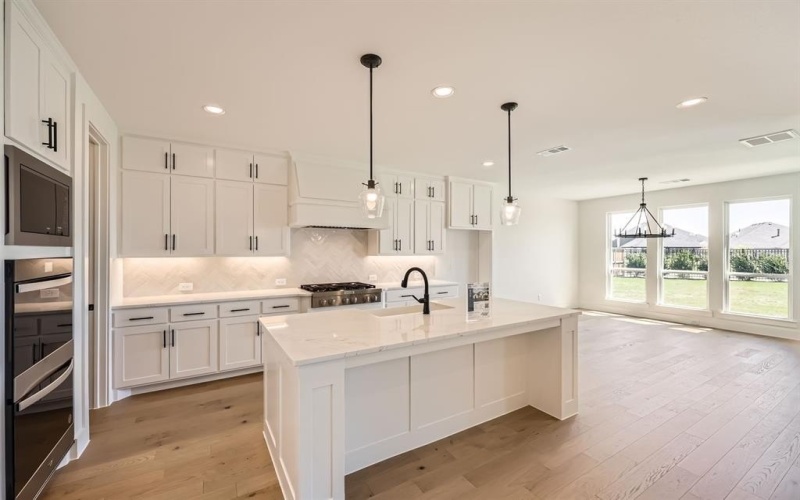 1809 Running Iron Trail, Mansfield, TX 76063, 3 Habitaciones Habitaciones , ,3 BañosBaños,Residential,En Venta,1809 Running Iron Trail,20758937