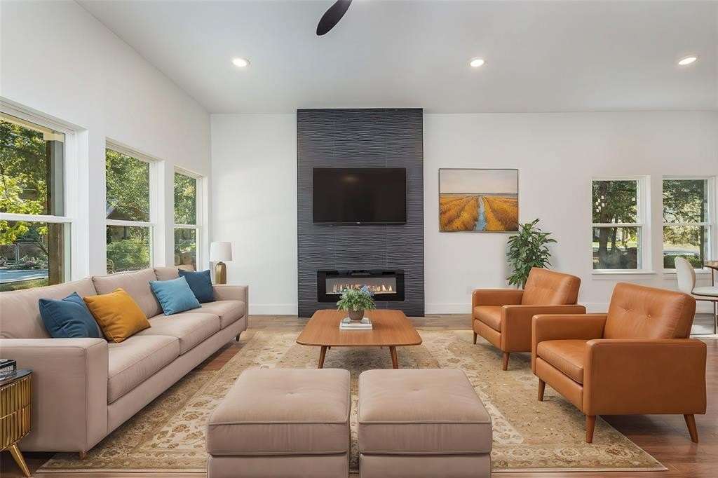 116 Oakwood Drive, Trinidad, TX 75163, 3 Bedrooms Bedrooms, ,2 BathroomsBathrooms,Residential,For Sale,116 Oakwood Drive,20759045