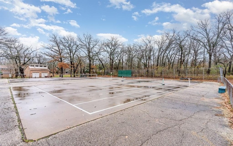 116 Oakwood Drive, Trinidad, TX 75163, 3 Bedrooms Bedrooms, ,2 BathroomsBathrooms,Residential,For Sale,116 Oakwood Drive,20759045