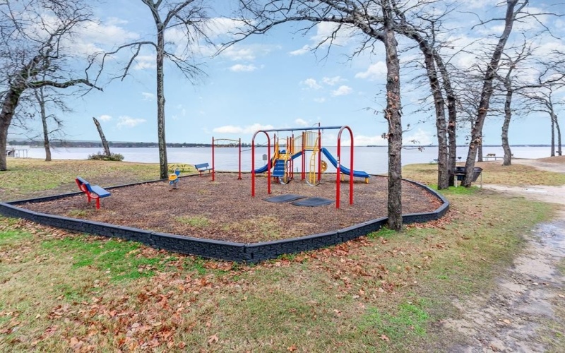 116 Oakwood Drive, Trinidad, TX 75163, 3 Bedrooms Bedrooms, ,2 BathroomsBathrooms,Residential,For Sale,116 Oakwood Drive,20759045