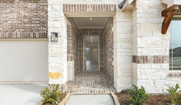 3909 Birch Grove Bend, Denton, TX 76226, 4 Bedrooms Bedrooms, ,3 BathroomsBathrooms,Residential,For Sale,3909 Birch Grove Bend,20766930