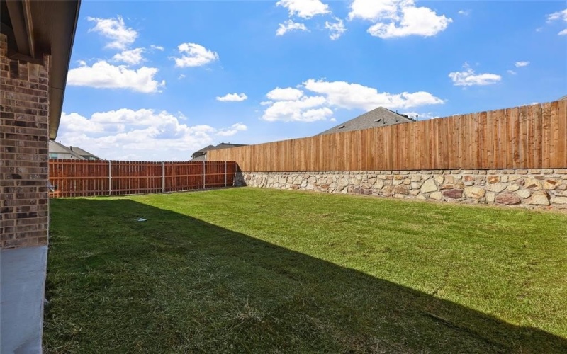 1329 Rothland Lane, Red Oak, TX 75154, 3 Habitaciones Habitaciones , ,2 BañosBaños,Residential,En Venta,1329 Rothland Lane,20767037