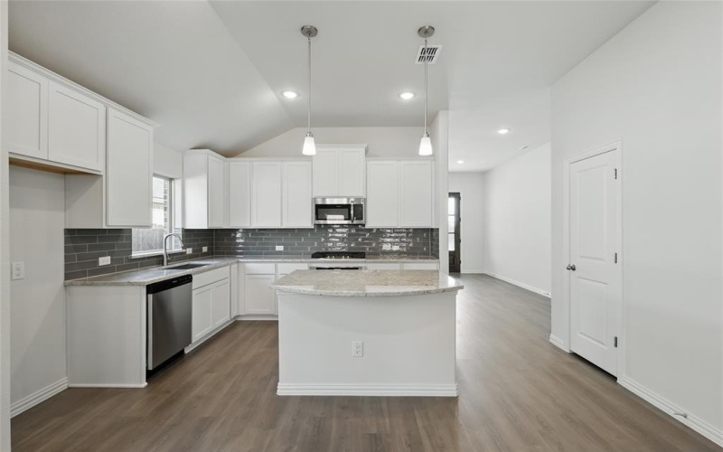 1329 Rothland Lane, Red Oak, TX 75154, 3 Habitaciones Habitaciones , ,2 BañosBaños,Residential,En Venta,1329 Rothland Lane,20767037