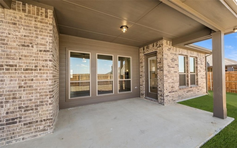 805 Monza Drive, Midlothian, TX 76065, 4 Habitaciones Habitaciones , ,2 BañosBaños,Residential,En Venta,805 Monza Drive,20767055
