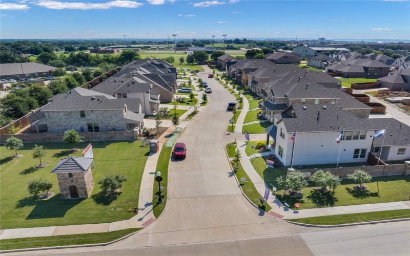 806 Whaley Drive, Mansfield, TX 76063, 5 Habitaciones Habitaciones , ,3 BañosBaños,Residential,En Venta,806 Whaley Drive,20759388