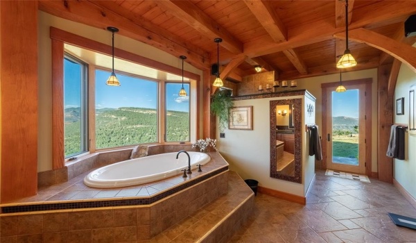 935 Mountain Memories Lane, Durango, CO 81301, 6 Bedrooms Bedrooms, ,5 BathroomsBathrooms,Residential,For Sale,935 Mountain Memories Lane,20767542